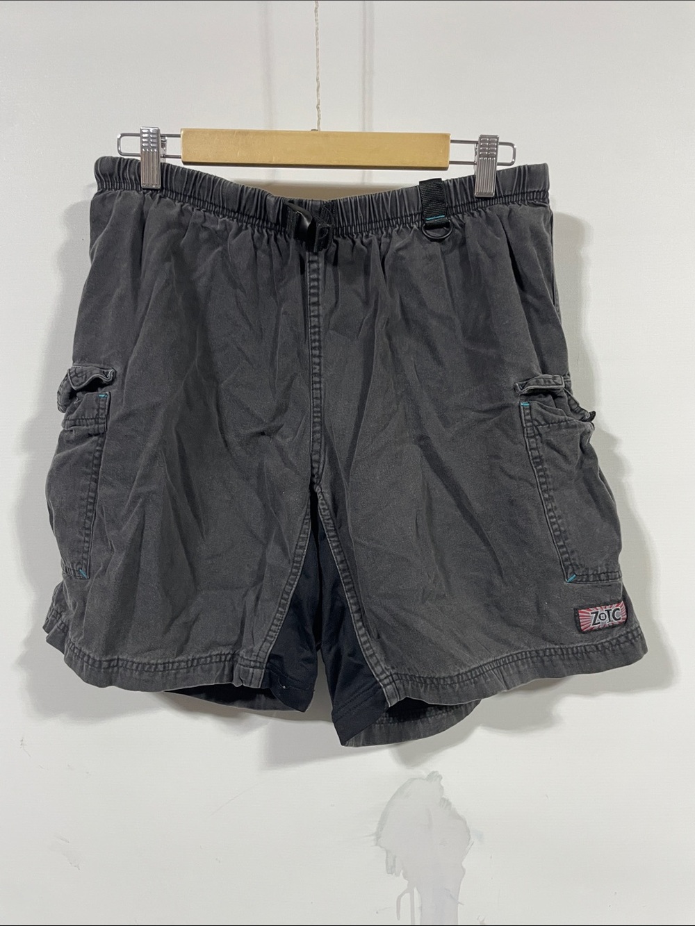 Men’s ZOIC Black Cargo Shorts with Elastic Waist and Utility Pockets